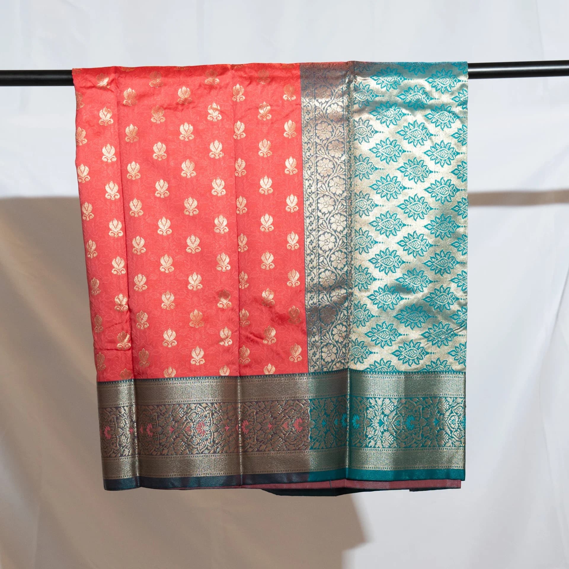 Red Saree with Contrast Blue Pallu & Blouse Piece
