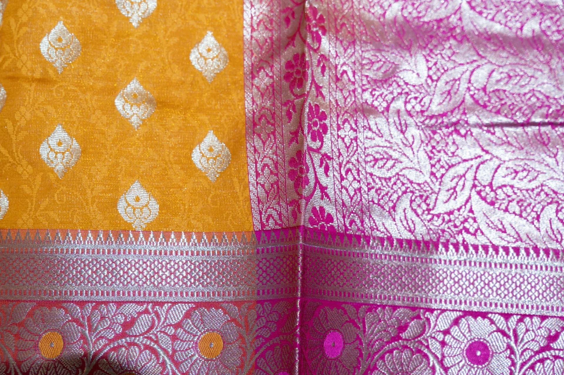 Mustard Yellow Saree with Contrast Pink Pallu & Blouse Piece