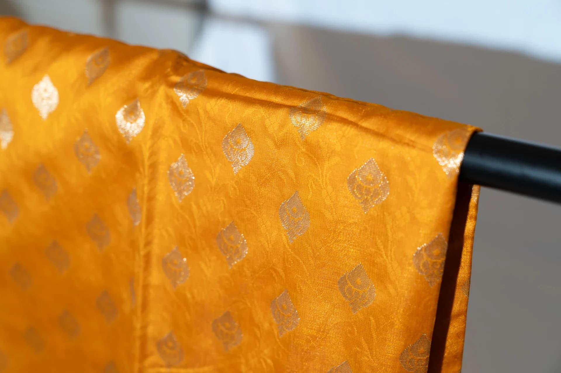 Mustard Yellow Saree with Contrast Pink Pallu & Blouse Piece
