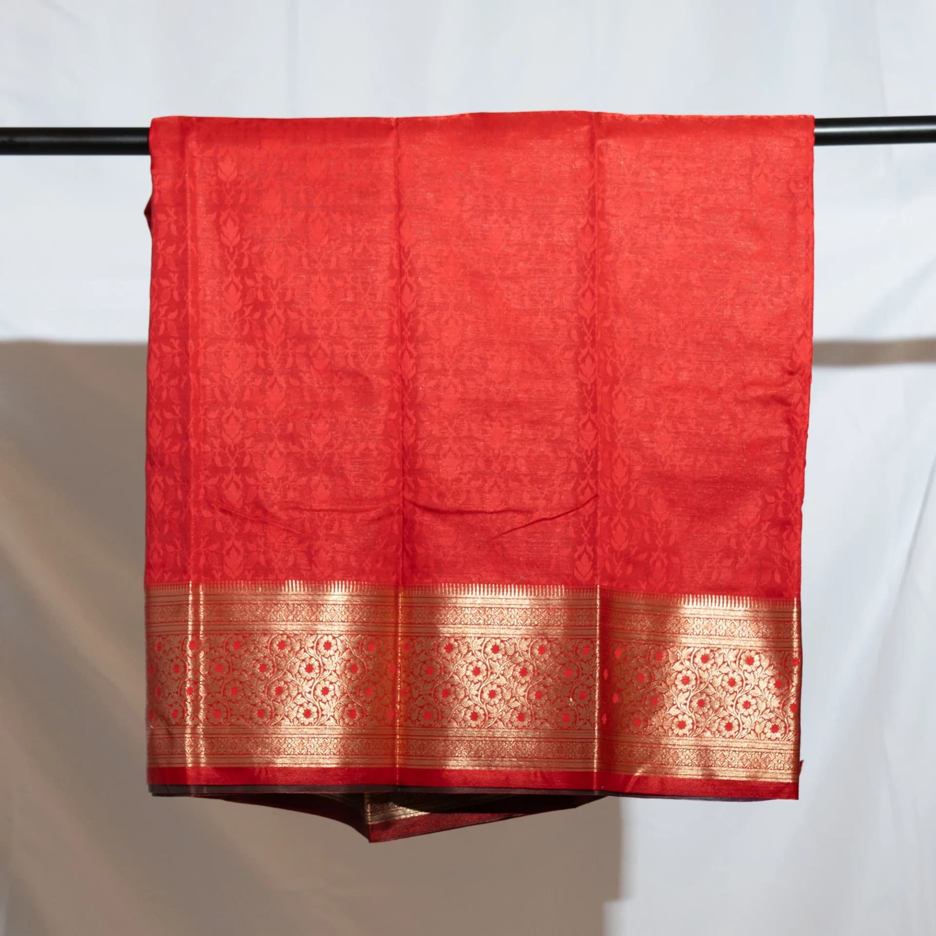 Dark Green Saree with Contrast Red Pallu & Blouse Piece