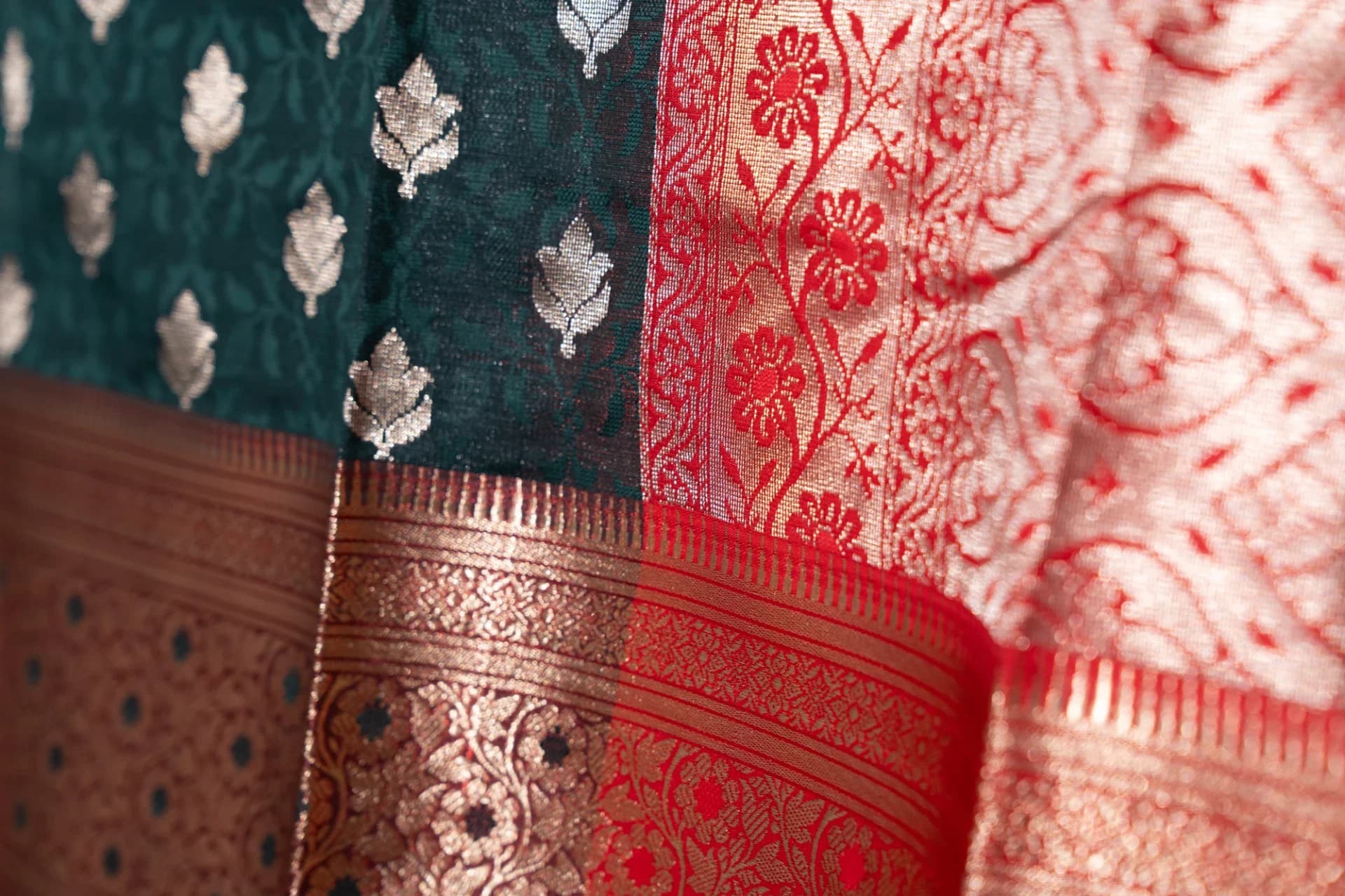 Dark Green Saree with Contrast Red Pallu & Blouse Piece
