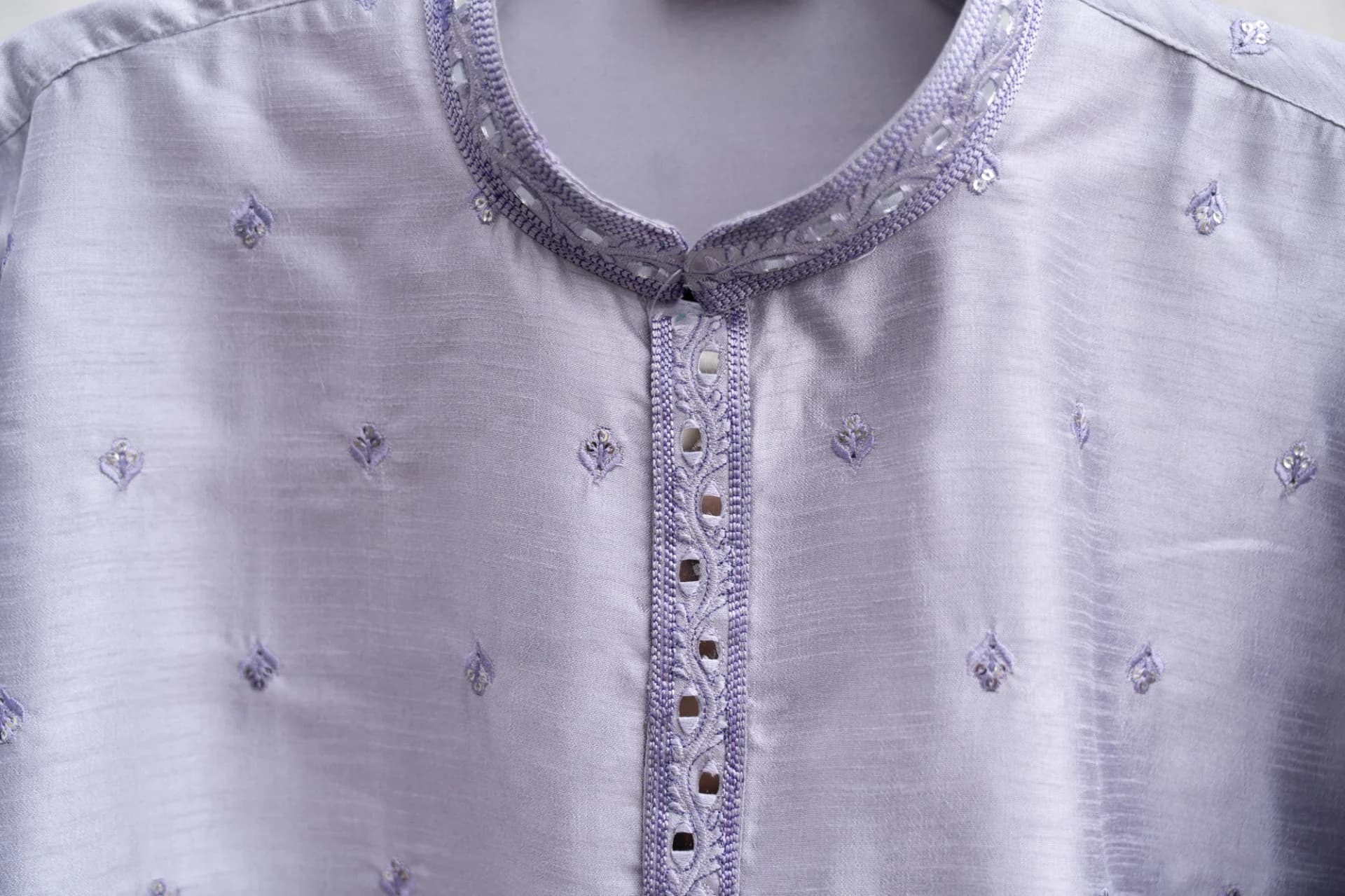 Metallic Lilac Kurta Set with Mirror & Sequin Work
